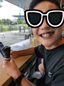 ソフトクリームで歯が黒くなった息子