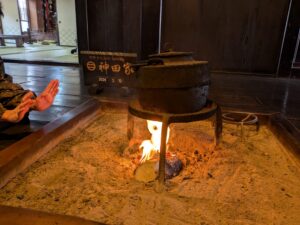 白川郷神田家のいろり